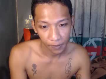 [16-12-23] pinoyhugecock19 record private from Chaturbate