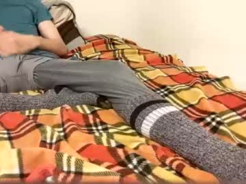 [28-10-23] dickvictor record video with dildo