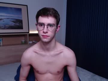 [18-03-24] alfie_evanss video with dildo