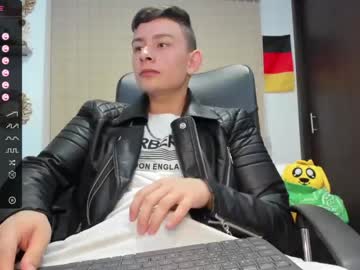 [04-02-24] christmiller_1 premium show video from Chaturbate