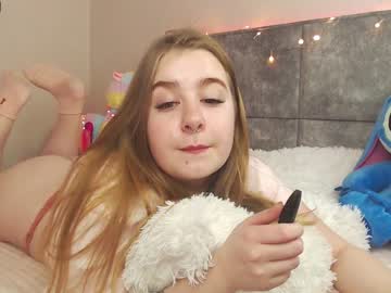 [08-02-22] hothotchloe private show video from Chaturbate