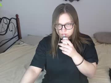 [04-03-23] kamilla_runnex record public show video from Chaturbate