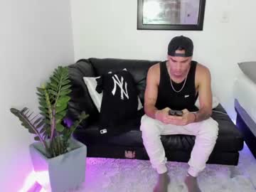 [08-02-23] christoferdian22 video with dildo from Chaturbate