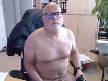 [31-01-22] xkes69 record public webcam from Chaturbate