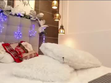 [13-10-22] mia_ts_xx record public show from Chaturbate