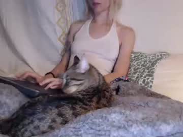 [04-06-22] molly4mills record video with toys from Chaturbate
