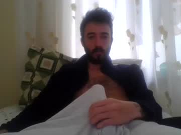 [18-04-22] johnytattoo public show video from Chaturbate