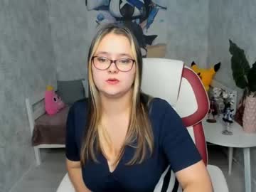 [10-11-23] agata_cat5 public show from Chaturbate