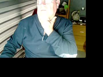 [02-01-23] juantricker chaturbate video with dildo