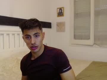 [17-12-22] big_hot_fit record video from Chaturbate.com