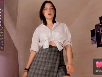 [29-10-22] darling_kira public show from Chaturbate