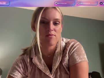 [16-05-23] britneywilde public show from Chaturbate.com