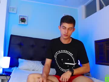 [22-12-22] zaid_roux public show from Chaturbate