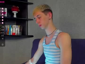 [30-03-22] artur_morrtin record show with toys from Chaturbate