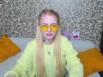 [26-03-22] sofiawarm video with dildo from Chaturbate.com