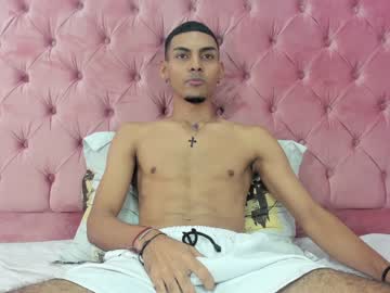 [01-04-24] kev_hotskinnycum video with dildo from Chaturbate.com