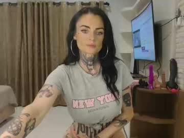 [20-11-23] tinablackxo record show with toys from Chaturbate