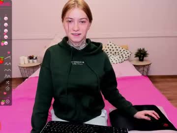 [17-09-22] angelinanighty show with toys from Chaturbate