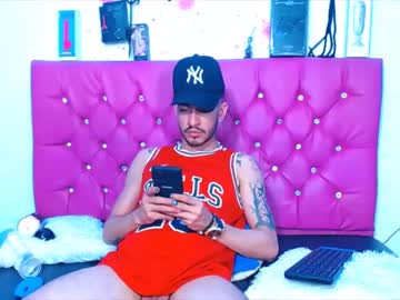 [23-06-22] maikolbig_cock chaturbate cam video