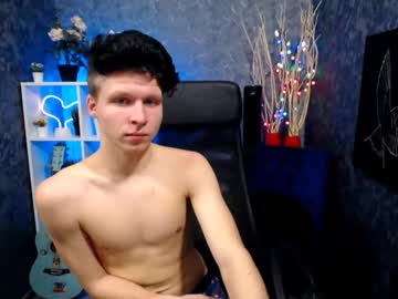 [04-01-22] myles_fox cam video from Chaturbate.com