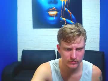 [18-04-22] giftedwhiteboyfx public show video from Chaturbate