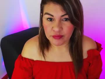 [04-01-23] mariamaturecl101 cam show from Chaturbate