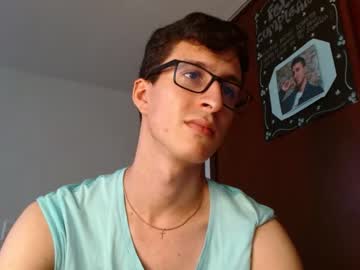 [04-07-23] hot_john_s public webcam from Chaturbate