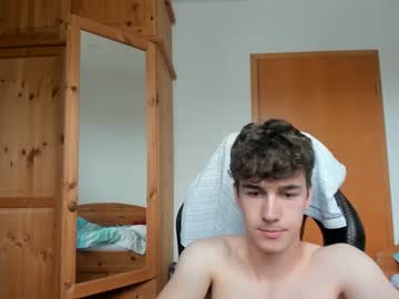 [18-07-23] justanormaldick69 video from Chaturbate.com