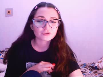 [21-11-23] ur_cute_neighbor record premium show from Chaturbate