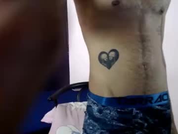 [11-09-24] santii_latin record public show from Chaturbate