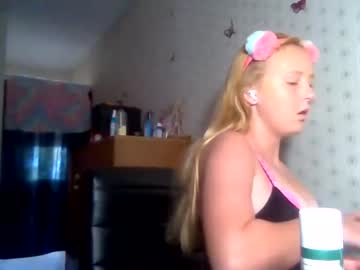 [22-09-22] strawberry_blondiee video from Chaturbate