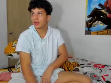 [30-04-23] jhonattan_dimitri record show with toys from Chaturbate