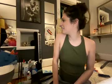 [24-10-23] carelya18 record public show video from Chaturbate