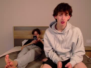 [04-03-23] aronyou_wing show with toys from Chaturbate