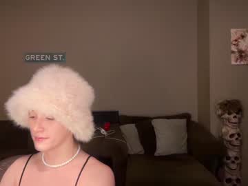 [04-02-24] greenxxxqueen chaturbate public show