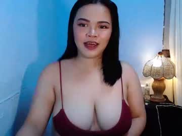 [28-06-22] asian_hottie24 record video with toys