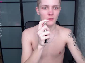 [19-02-23] chappy_banny video with dildo