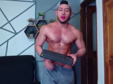 [28-10-22] christopher_w record webcam video from Chaturbate.com