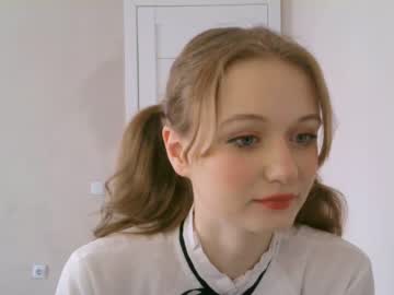 [11-04-24] cute_kitti record video with toys from Chaturbate