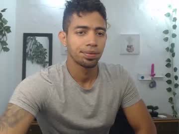 [15-08-23] juanduross public show from Chaturbate.com