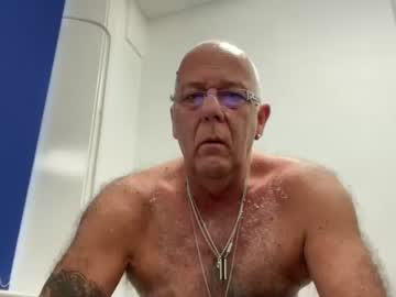 [24-10-23] jagman_62 public show from Chaturbate