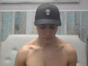 [05-10-22] sean_and_carmilles private XXX show from Chaturbate