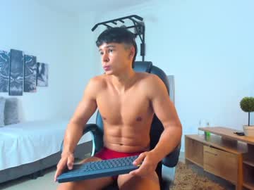 [14-07-23] kevin_bray chaturbate public show