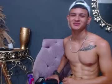 [18-05-22] mike_magick record webcam video from Chaturbate