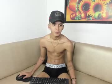 [14-01-23] boys_together record video with toys from Chaturbate