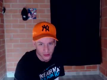 [17-06-22] charlie_brok record private webcam