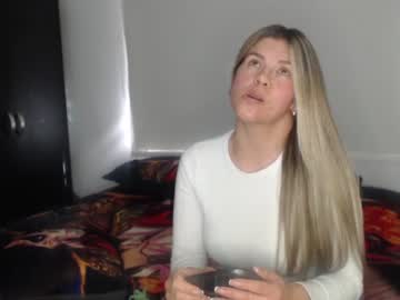 [22-08-23] marianita_h0t record public show from Chaturbate.com