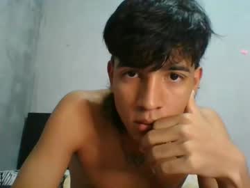 [25-02-23] maximo_hotboy record webcam show