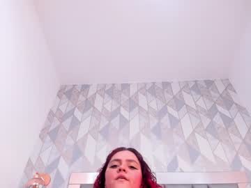 [30-10-23] twwiiggy19 public show from Chaturbate