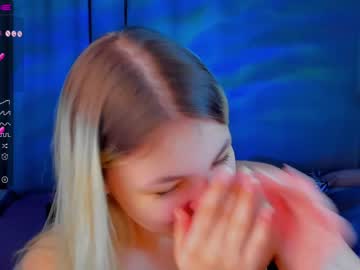 [27-12-22] kira_reeves chaturbate show with toys